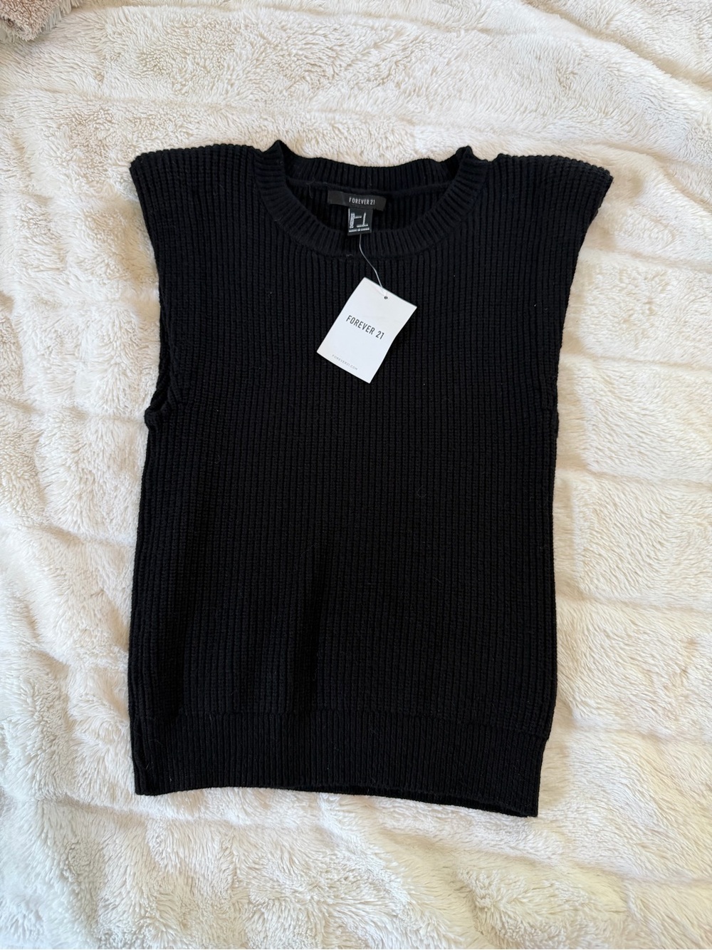 Forever 21 Black Ribbed Crewneck Sleeveless Sweater Tank